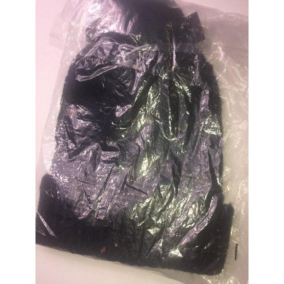 Steve Madden Speckled Cable Beanie in Black, Retail $32.00 - Picture 6 of 8